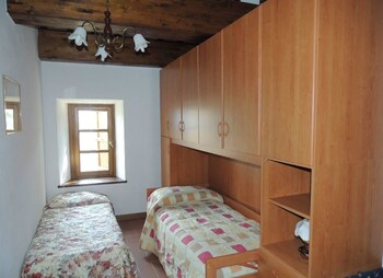 Borgo Fiorito (بورگو فیوریتو) Guestroom