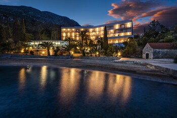 Hotel Orsan (هتل اورسان) Hotel Front