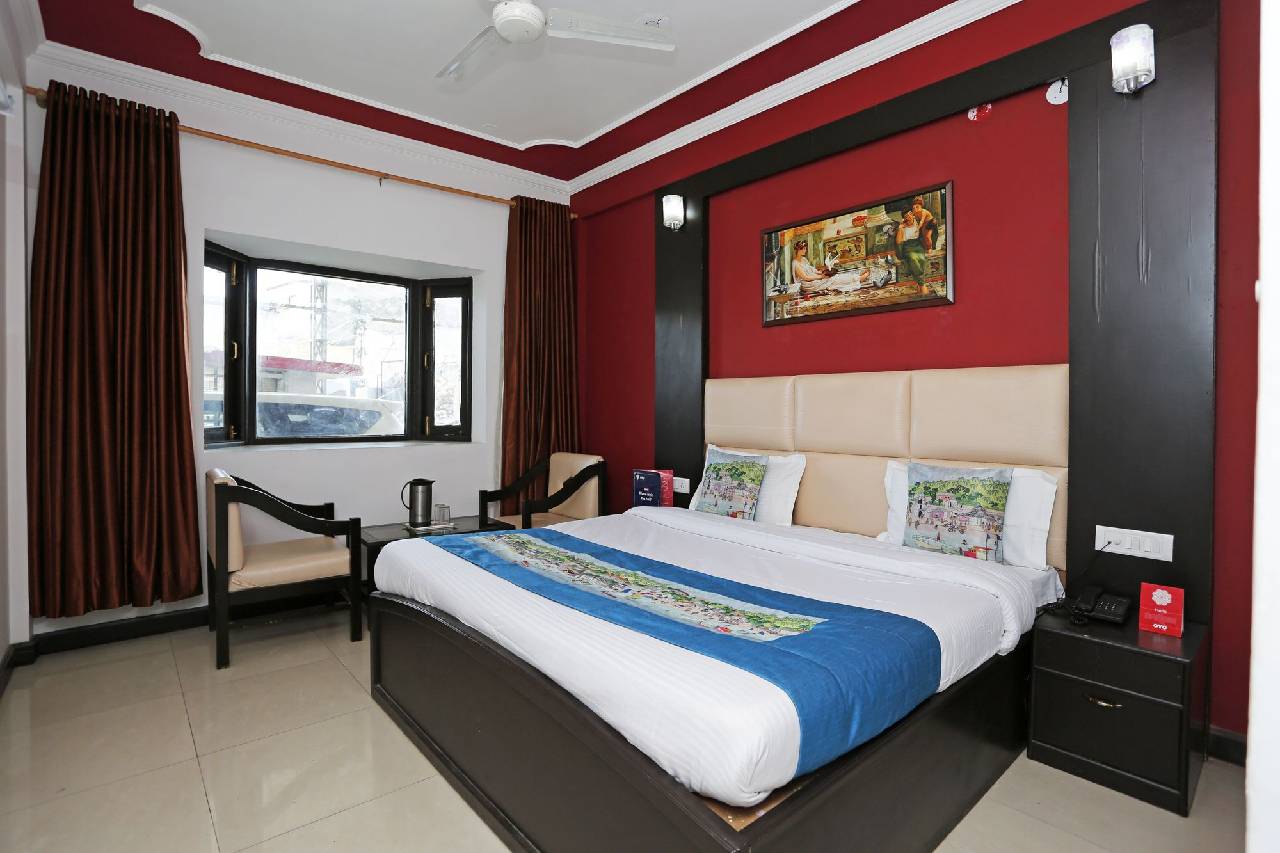 Oyo Rooms 086 Near Picture Palace 