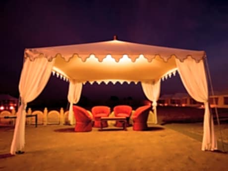 Sheesh Mahal Desert Camp 