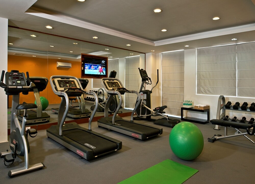 Red Fox Hotel Bhiwadi Gym