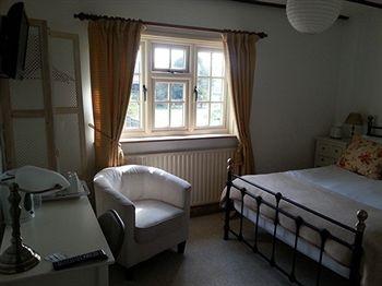 Woodleys Farm House 