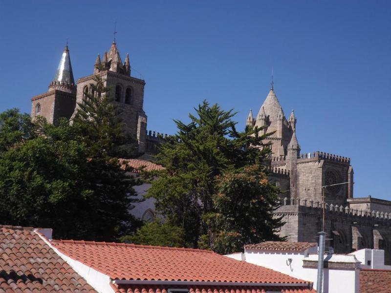 Hotel Solar De Monfalim General view