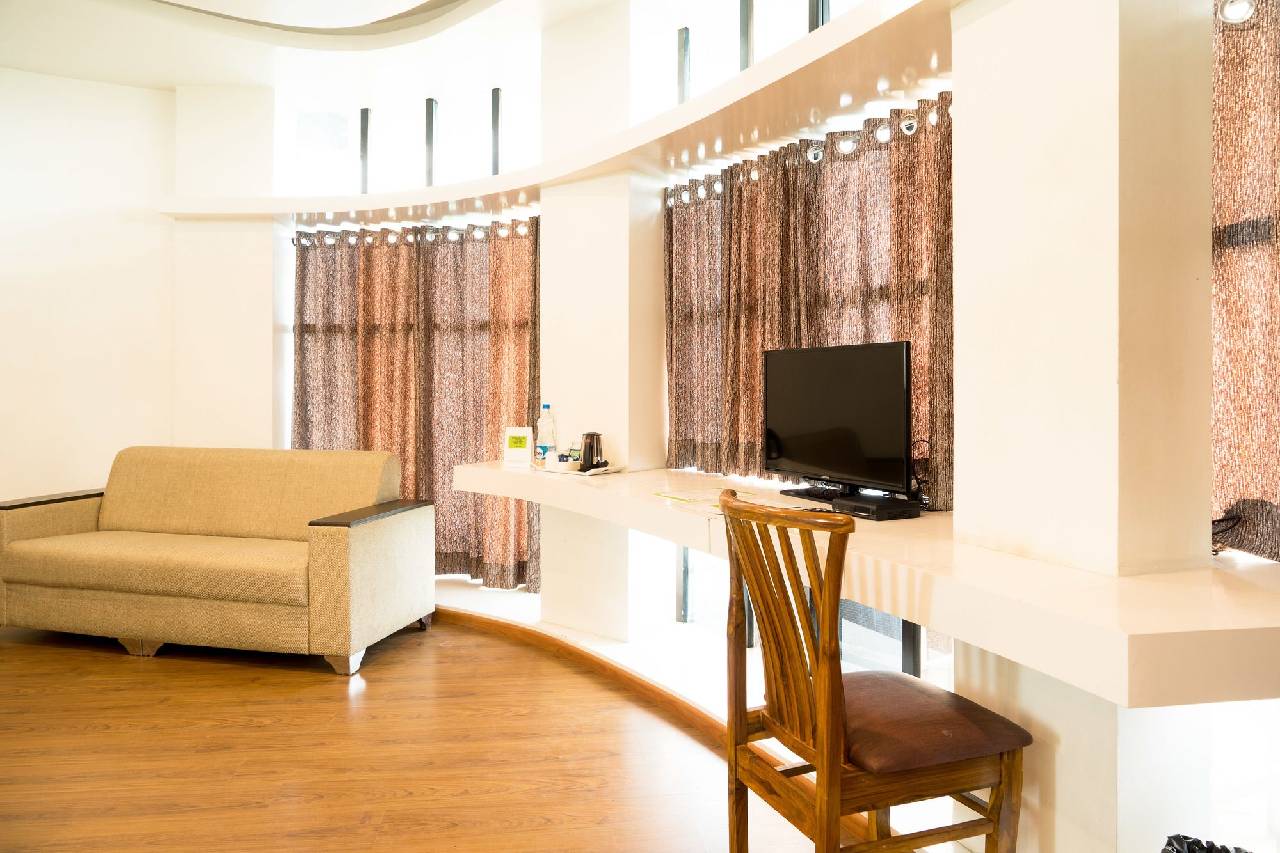 Treebo House Khas 