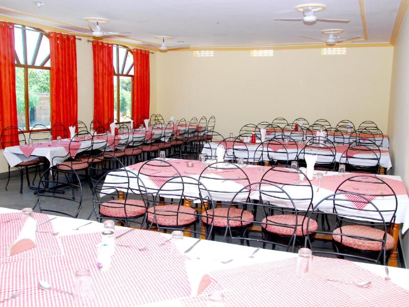 Chandra Hill Resort 