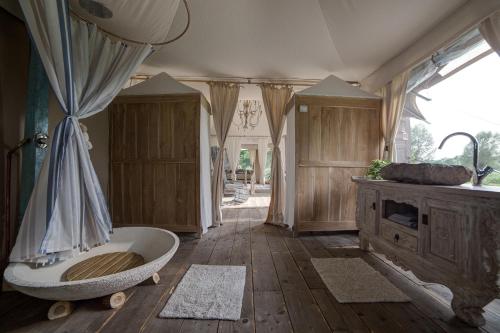 Glamping Canonici Di San Marco (گلامپینگ كانونیسی دی سان ماركو) 