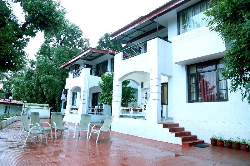 Surbee Resorts 