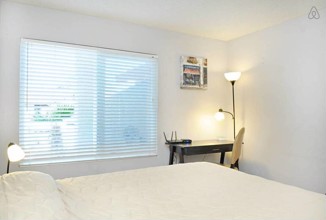 Luxury 4br 8min To Las Vegas Strip (لاکچری ۴بر ۸مین تو لاس وگاس استریپ) 