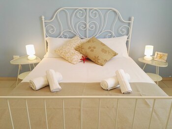 Apulia Tourist Mancaversa Guestroom