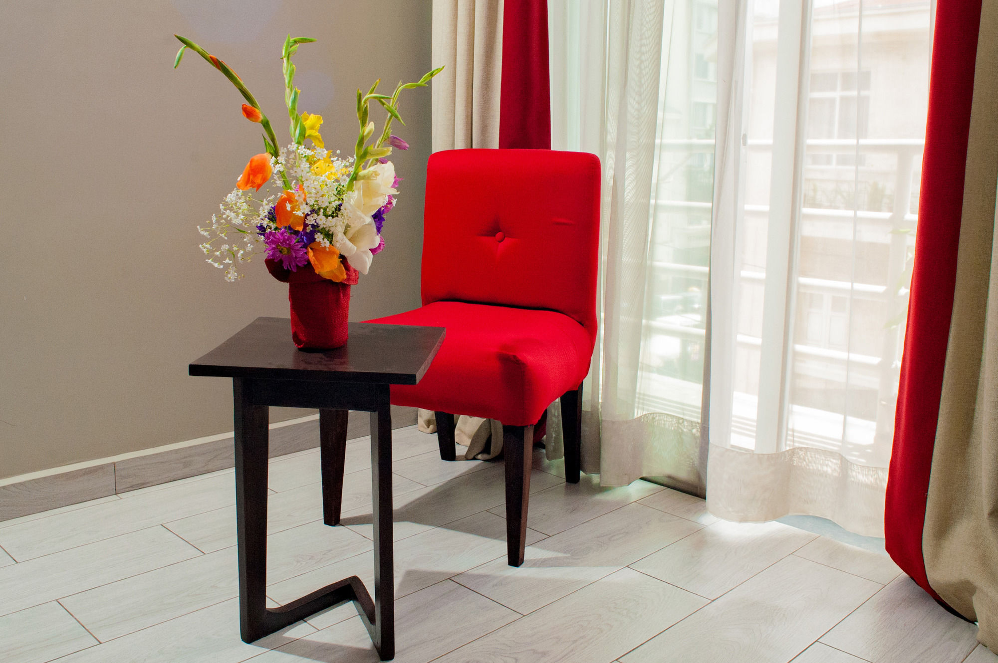 Le Grand Mellis Hôtel & Spa (ل گرند ملیس هôتل و اسپا) 